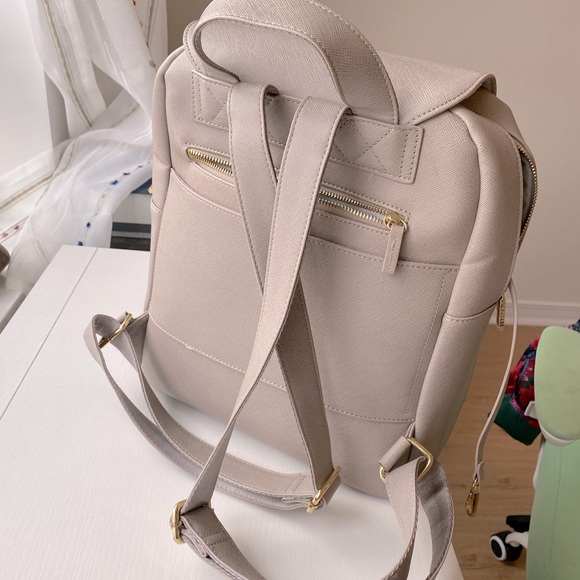 stackers backpack for professionals - Picture 2 of 5